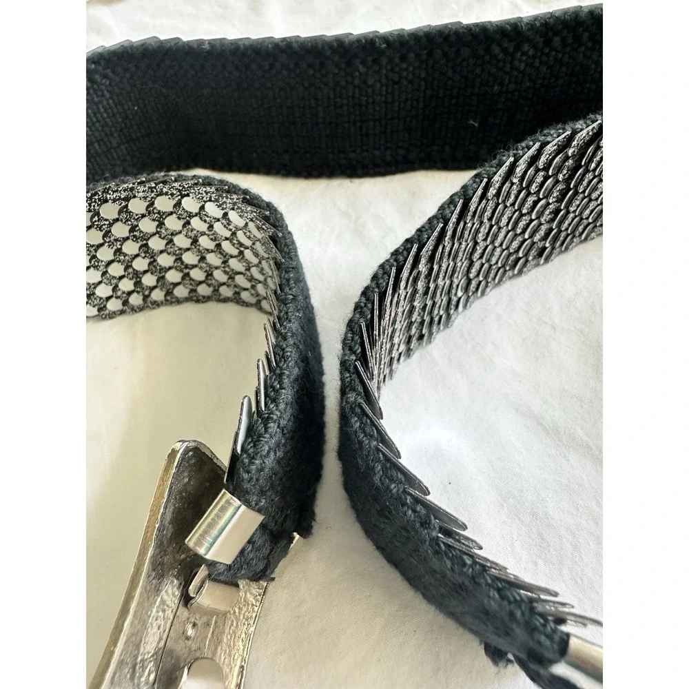 Vintage Metal Big Silver Tone Buckle Stretch Dress Blue Belt Scales Flower